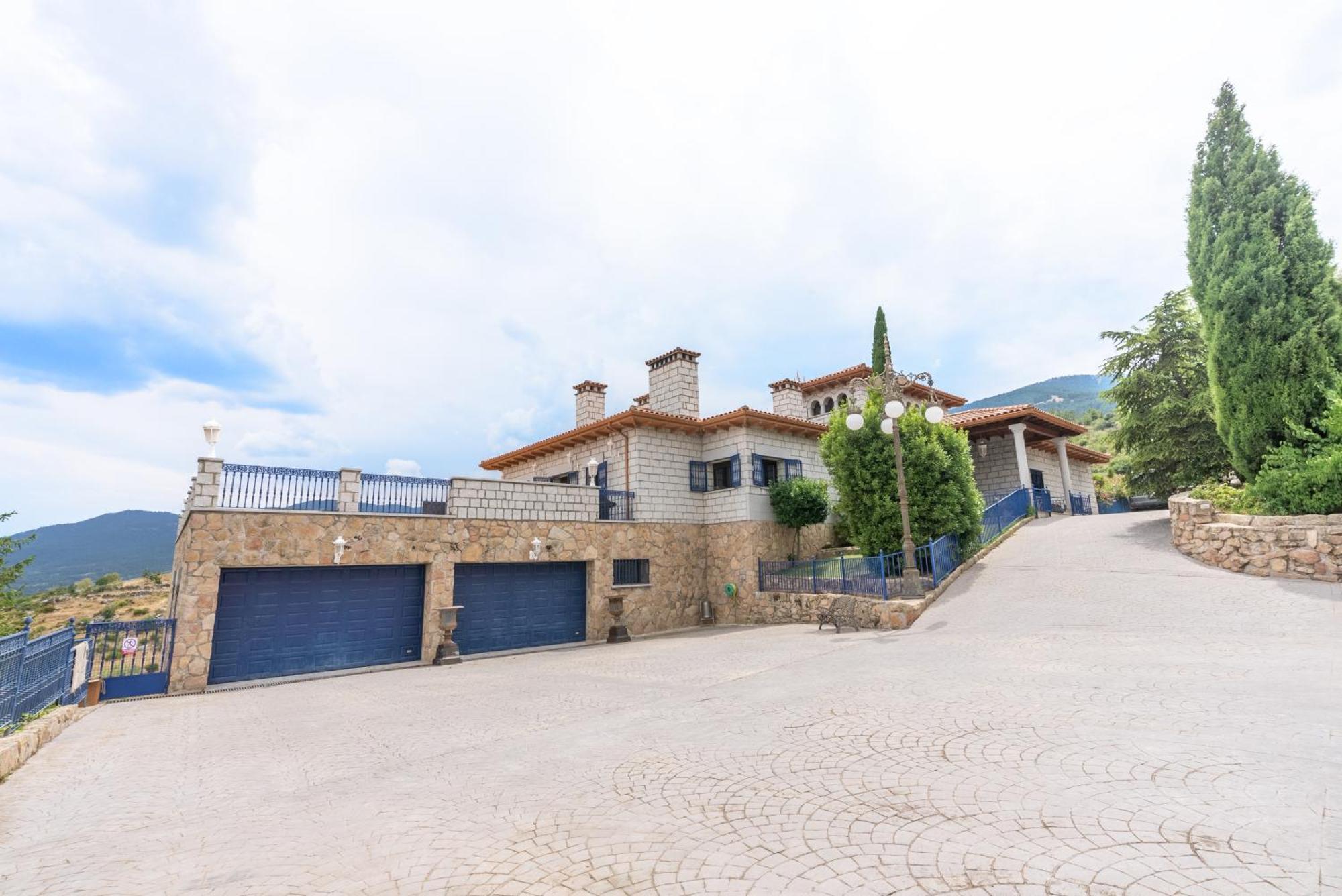 埃尔蒂恩夫洛Mansion Con Jacuzzi A 40 Grados, Gran Piscina Y Padel别墅 外观 照片