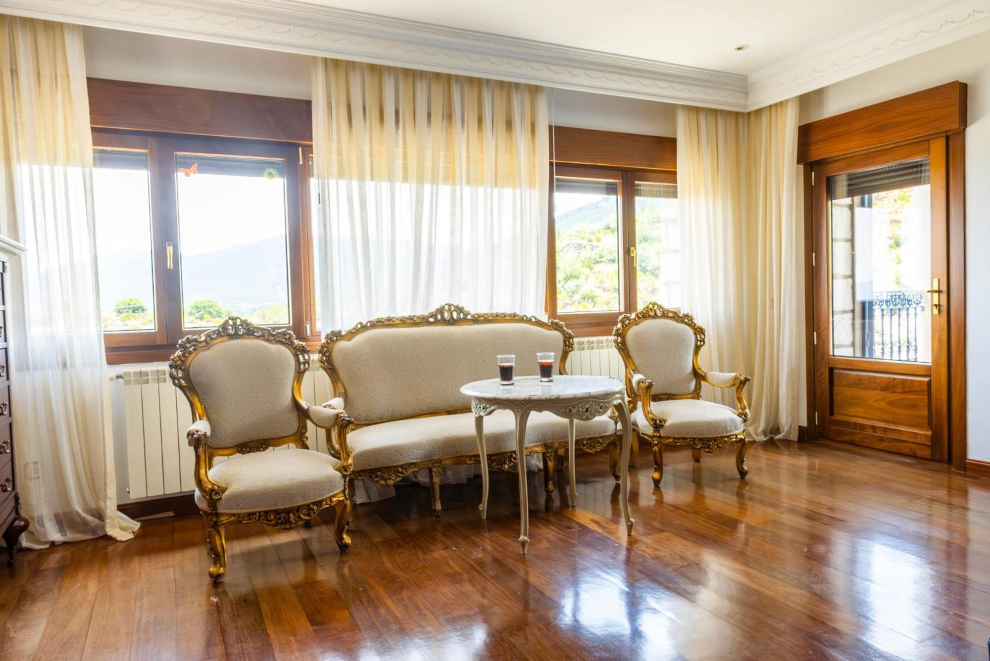 埃尔蒂恩夫洛Mansion Con Jacuzzi A 40 Grados, Gran Piscina Y Padel别墅 外观 照片