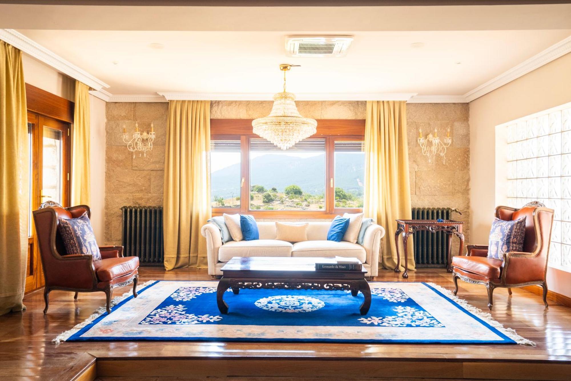 埃尔蒂恩夫洛Mansion Con Jacuzzi A 40 Grados, Gran Piscina Y Padel别墅 外观 照片