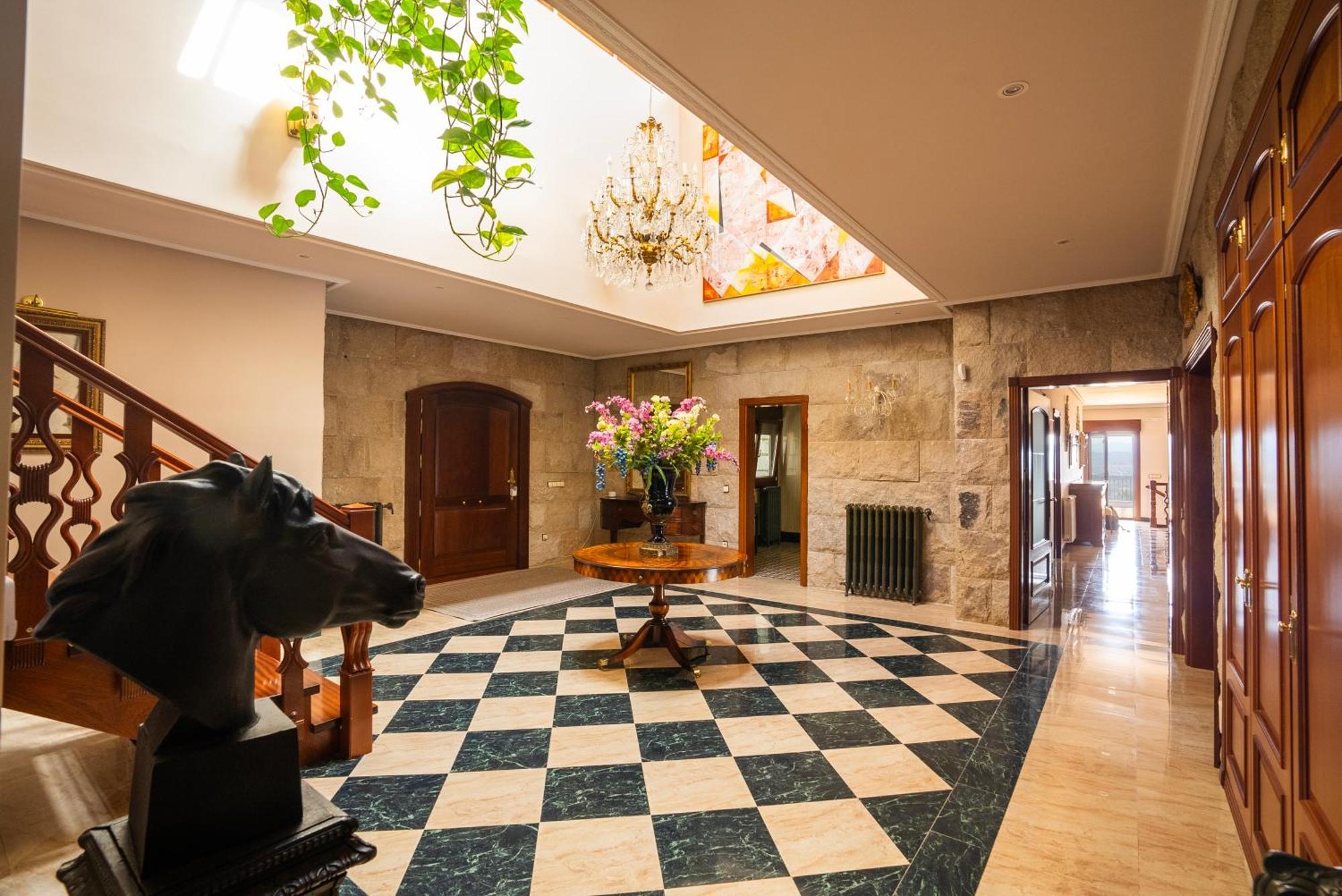 埃尔蒂恩夫洛Mansion Con Jacuzzi A 40 Grados, Gran Piscina Y Padel别墅 外观 照片