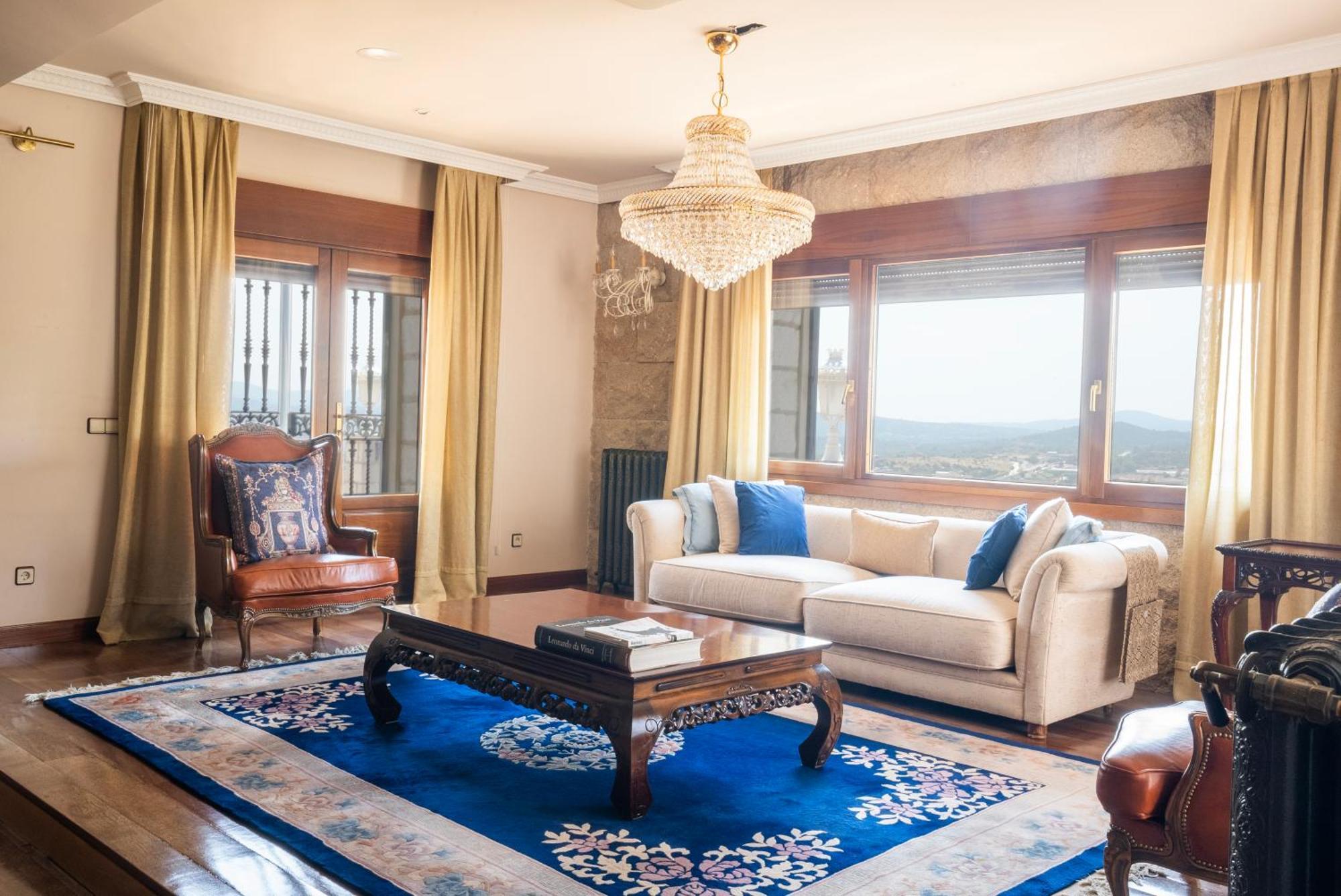 埃尔蒂恩夫洛Mansion Con Jacuzzi A 40 Grados, Gran Piscina Y Padel别墅 外观 照片