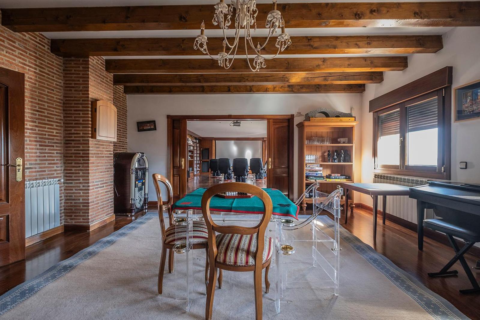 埃尔蒂恩夫洛Mansion Con Jacuzzi A 40 Grados, Gran Piscina Y Padel别墅 外观 照片
