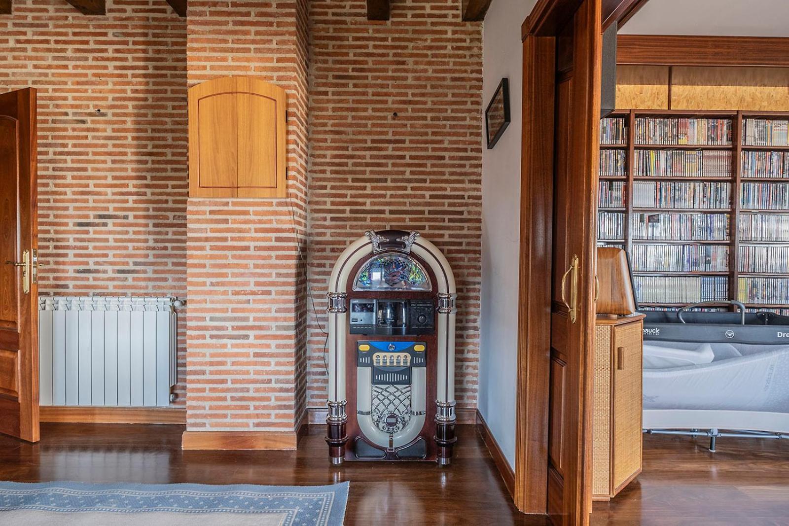埃尔蒂恩夫洛Mansion Con Jacuzzi A 40 Grados, Gran Piscina Y Padel别墅 外观 照片