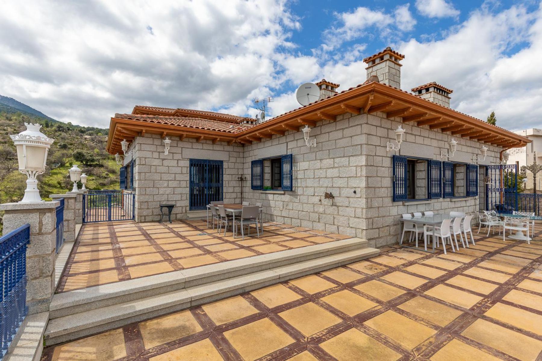 埃尔蒂恩夫洛Mansion Con Jacuzzi A 40 Grados, Gran Piscina Y Padel别墅 外观 照片