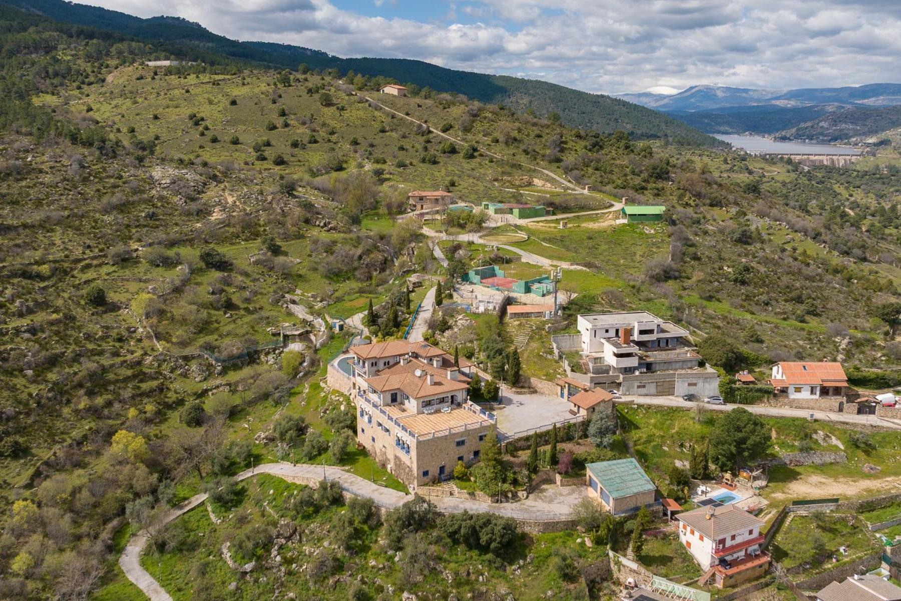 埃尔蒂恩夫洛Mansion Con Jacuzzi A 40 Grados, Gran Piscina Y Padel别墅 外观 照片